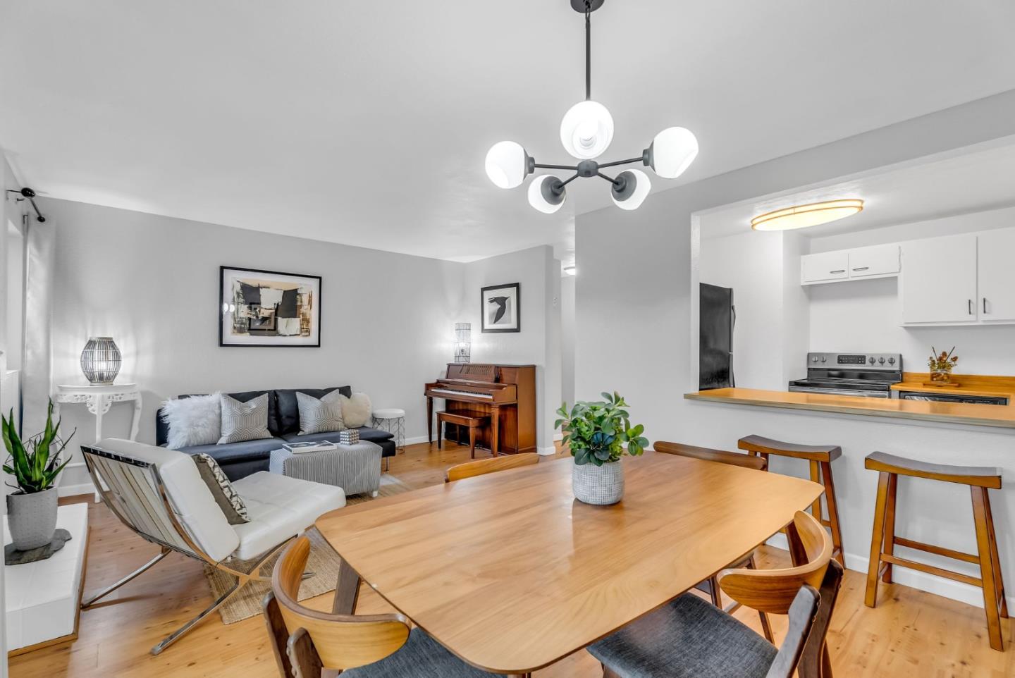 Detail Gallery Image 10 of 30 For 3550 Carter Dr #117,  South San Francisco,  CA 94080 - 2 Beds | 1/1 Baths