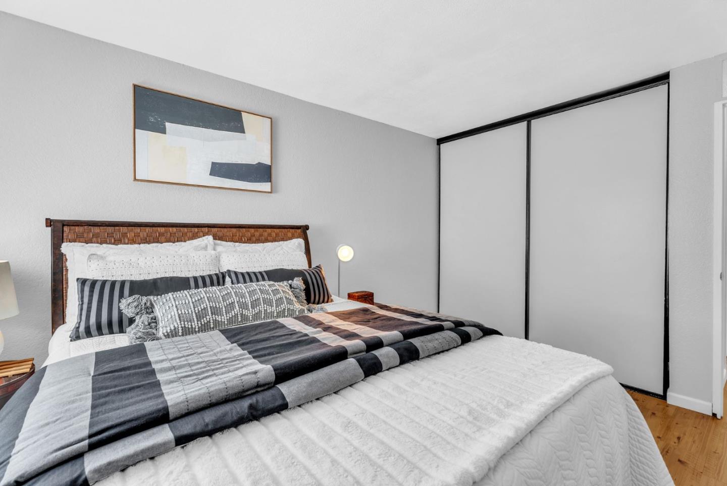 Detail Gallery Image 11 of 30 For 3550 Carter Dr #117,  South San Francisco,  CA 94080 - 2 Beds | 1/1 Baths