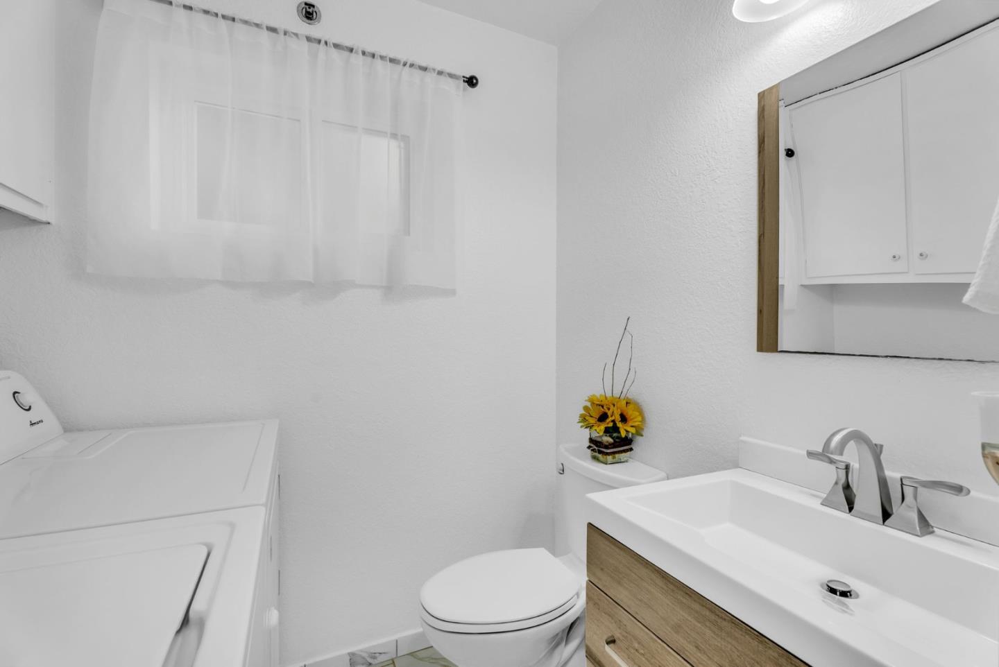 Detail Gallery Image 16 of 30 For 3550 Carter Dr #117,  South San Francisco,  CA 94080 - 2 Beds | 1/1 Baths
