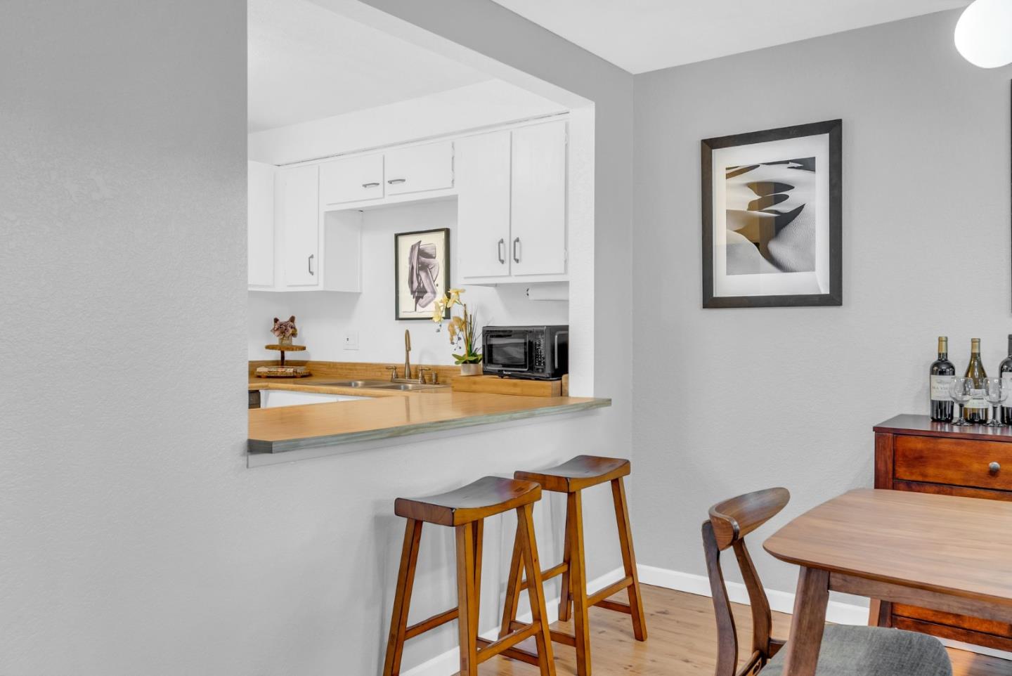 Detail Gallery Image 6 of 30 For 3550 Carter Dr #117,  South San Francisco,  CA 94080 - 2 Beds | 1/1 Baths