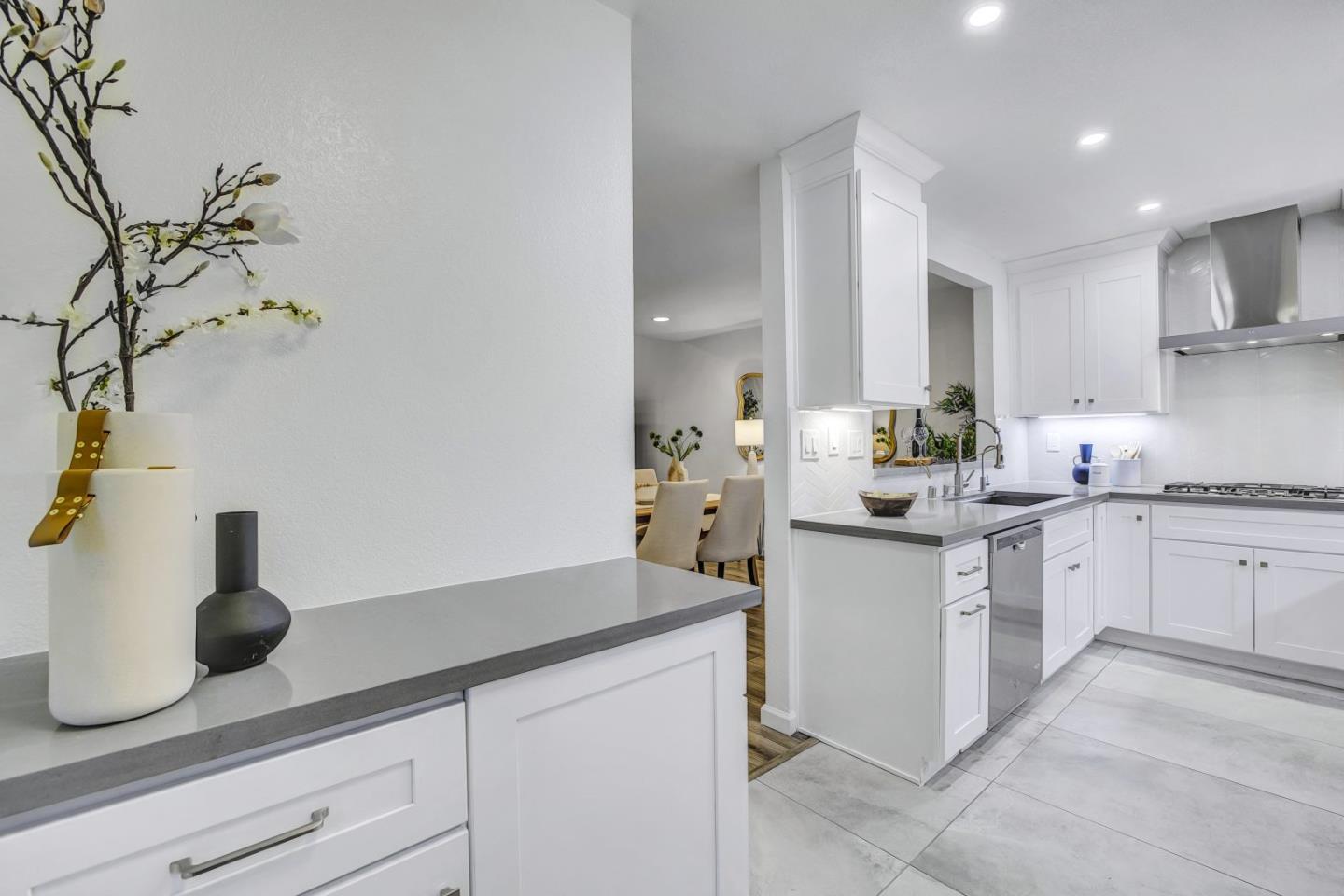 Detail Gallery Image 17 of 52 For 34311 Bodkin Ter, Fremont,  CA 94555 - 3 Beds | 3 Baths