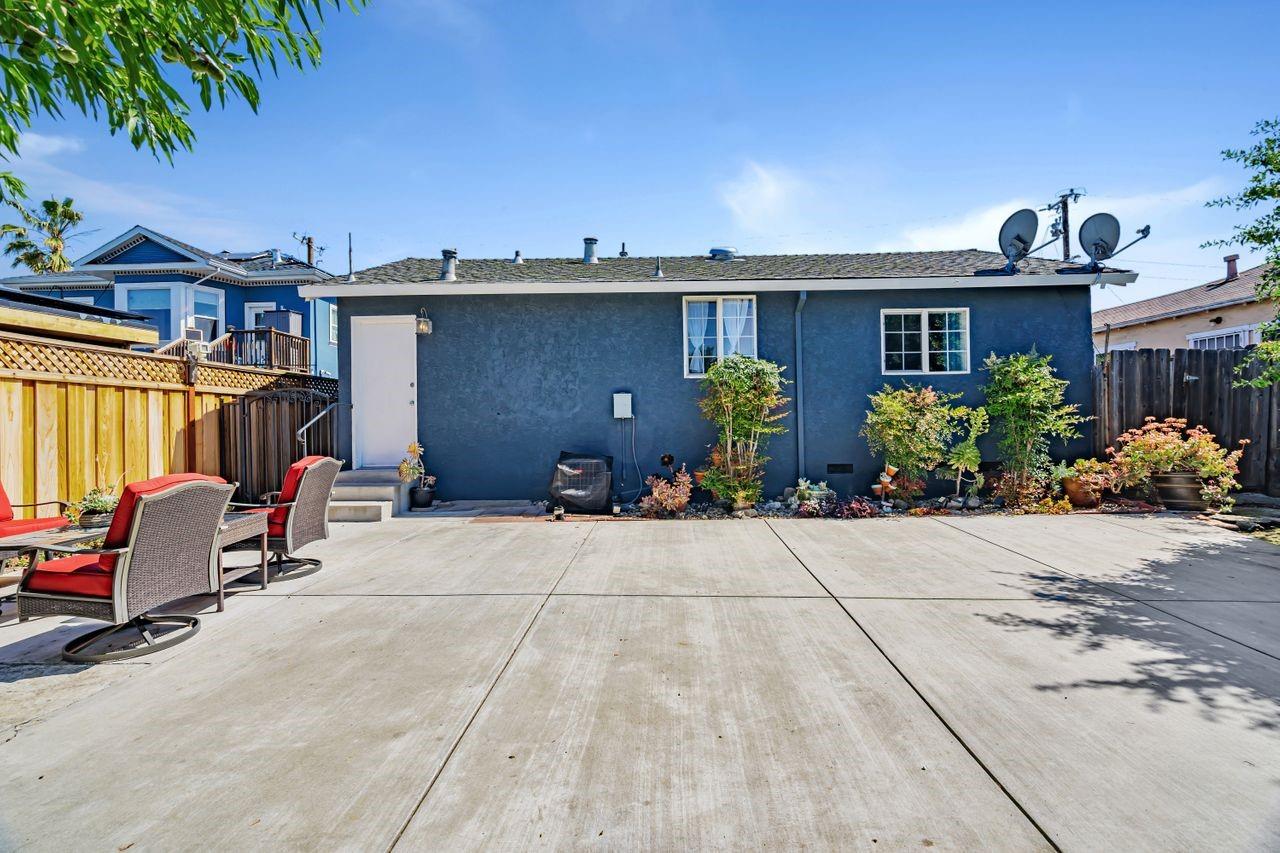 Detail Gallery Image 12 of 16 For 665 N 12th St, San Jose,  CA 95112 - 2 Beds | 1 Baths