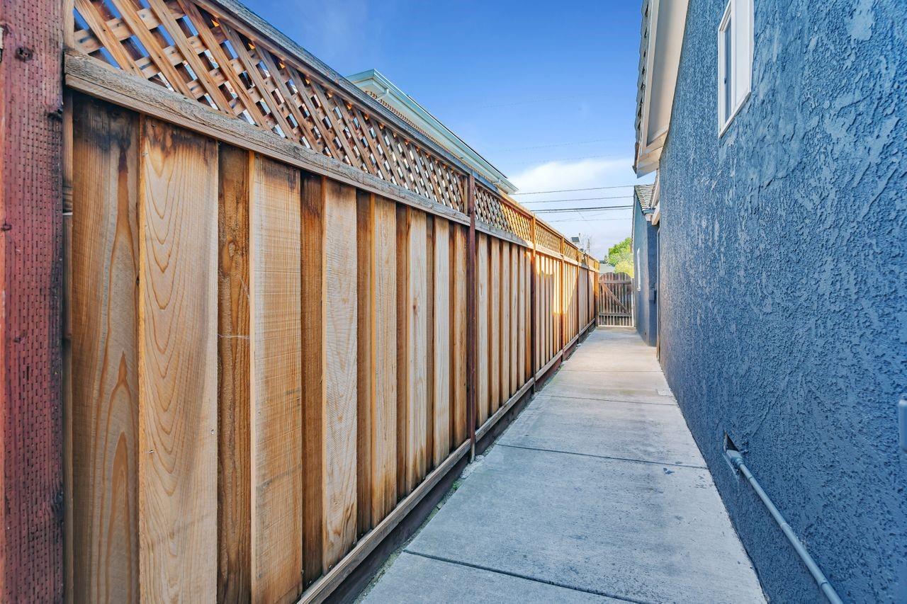 Detail Gallery Image 14 of 16 For 665 N 12th St, San Jose,  CA 95112 - 2 Beds | 1 Baths