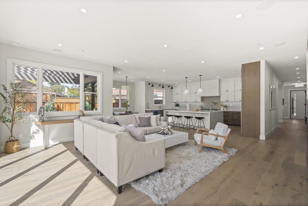 Detail Gallery Image 11 of 102 For 1303 American Way, Menlo Park,  CA 94025 - 5 Beds | 5/2 Baths