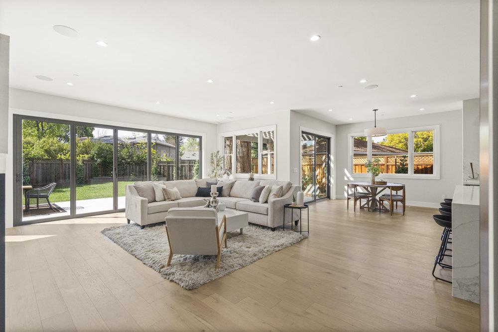 Detail Gallery Image 15 of 102 For 1303 American Way, Menlo Park,  CA 94025 - 5 Beds | 5/2 Baths