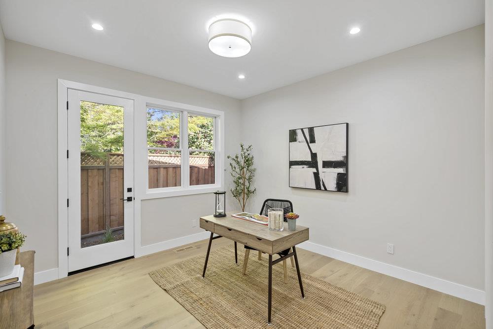 Detail Gallery Image 20 of 102 For 1303 American Way, Menlo Park,  CA 94025 - 5 Beds | 5/2 Baths