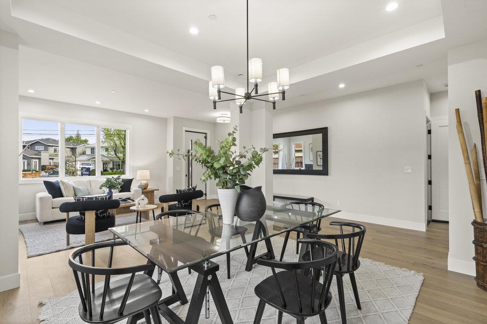 Detail Gallery Image 33 of 102 For 1303 American Way, Menlo Park,  CA 94025 - 5 Beds | 5/2 Baths