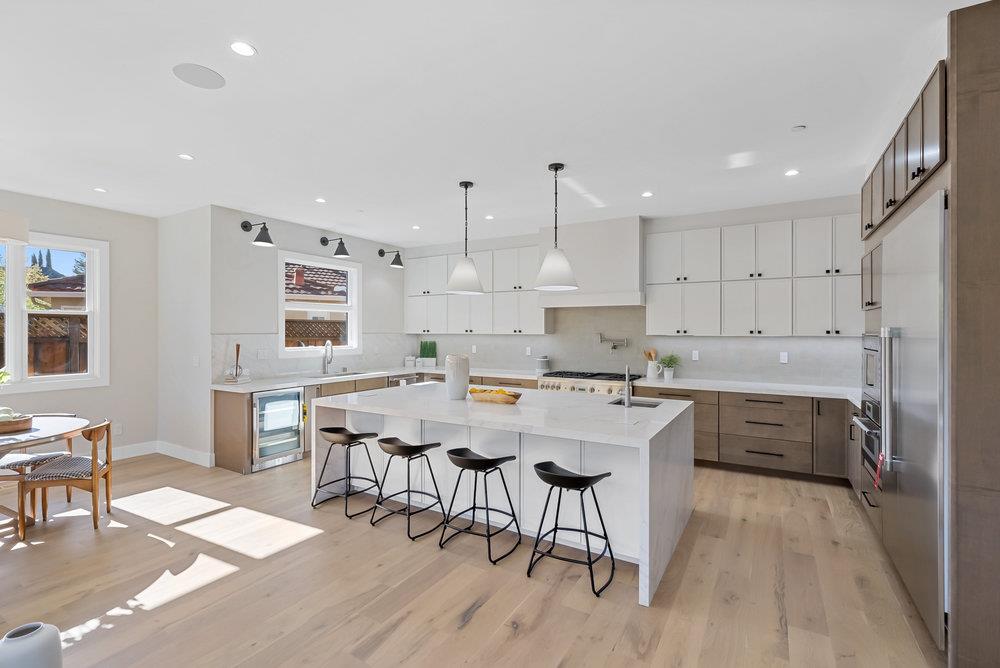 Detail Gallery Image 34 of 102 For 1303 American Way, Menlo Park,  CA 94025 - 5 Beds | 5/2 Baths