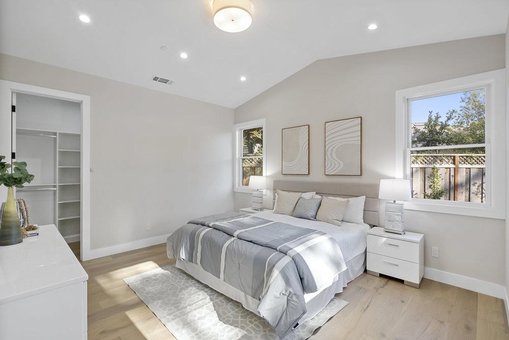 Detail Gallery Image 46 of 102 For 1303 American Way, Menlo Park,  CA 94025 - 5 Beds | 5/2 Baths