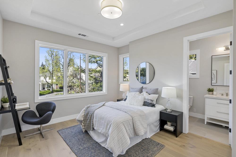 Detail Gallery Image 47 of 102 For 1303 American Way, Menlo Park,  CA 94025 - 5 Beds | 5/2 Baths
