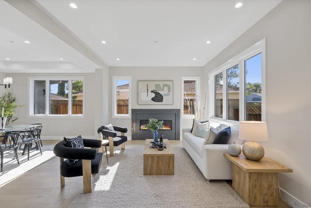 Detail Gallery Image 5 of 102 For 1303 American Way, Menlo Park,  CA 94025 - 5 Beds | 5/2 Baths