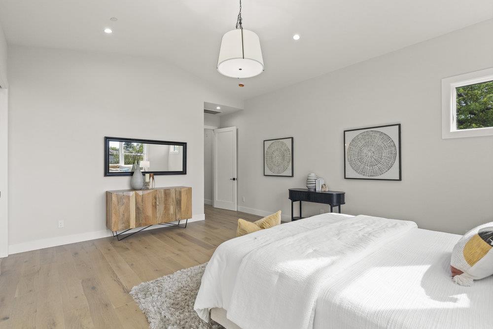 Detail Gallery Image 55 of 102 For 1303 American Way, Menlo Park,  CA 94025 - 5 Beds | 5/2 Baths