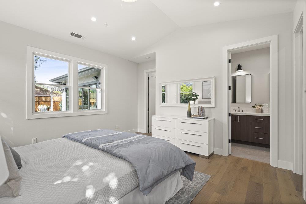 Detail Gallery Image 58 of 102 For 1303 American Way, Menlo Park,  CA 94025 - 5 Beds | 5/2 Baths