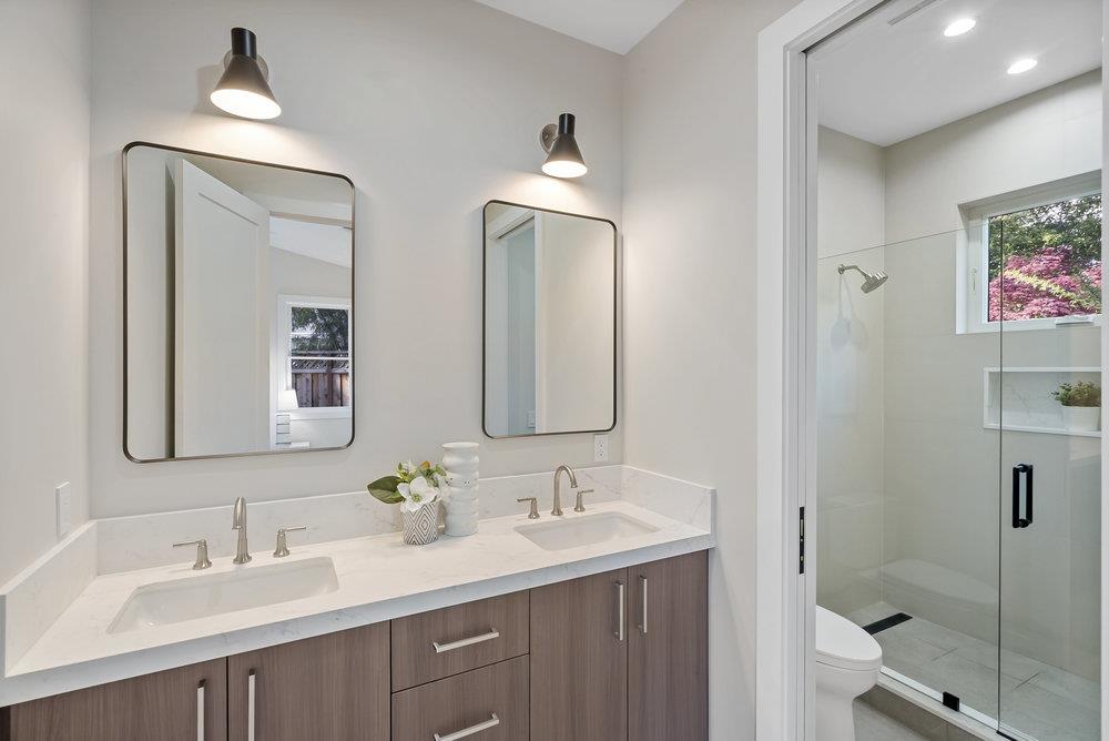 Detail Gallery Image 59 of 102 For 1303 American Way, Menlo Park,  CA 94025 - 5 Beds | 5/2 Baths