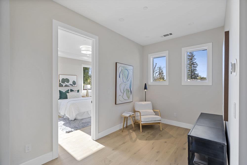 Detail Gallery Image 77 of 102 For 1303 American Way, Menlo Park,  CA 94025 - 5 Beds | 5/2 Baths