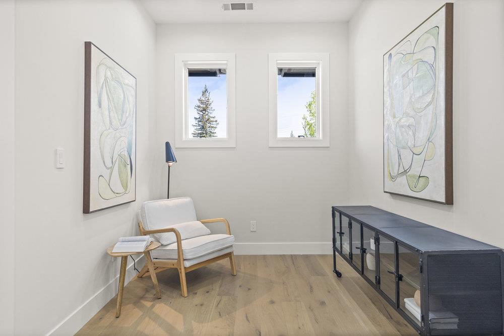 Detail Gallery Image 78 of 102 For 1303 American Way, Menlo Park,  CA 94025 - 5 Beds | 5/2 Baths