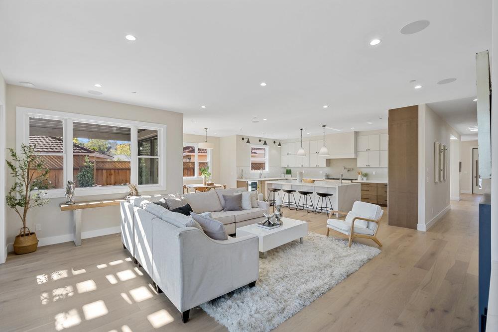 Detail Gallery Image 8 of 102 For 1303 American Way, Menlo Park,  CA 94025 - 5 Beds | 5/2 Baths