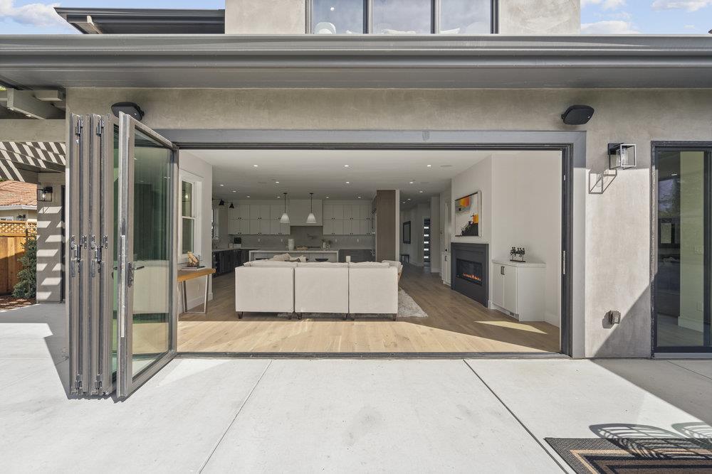 Detail Gallery Image 84 of 102 For 1303 American Way, Menlo Park,  CA 94025 - 5 Beds | 5/2 Baths