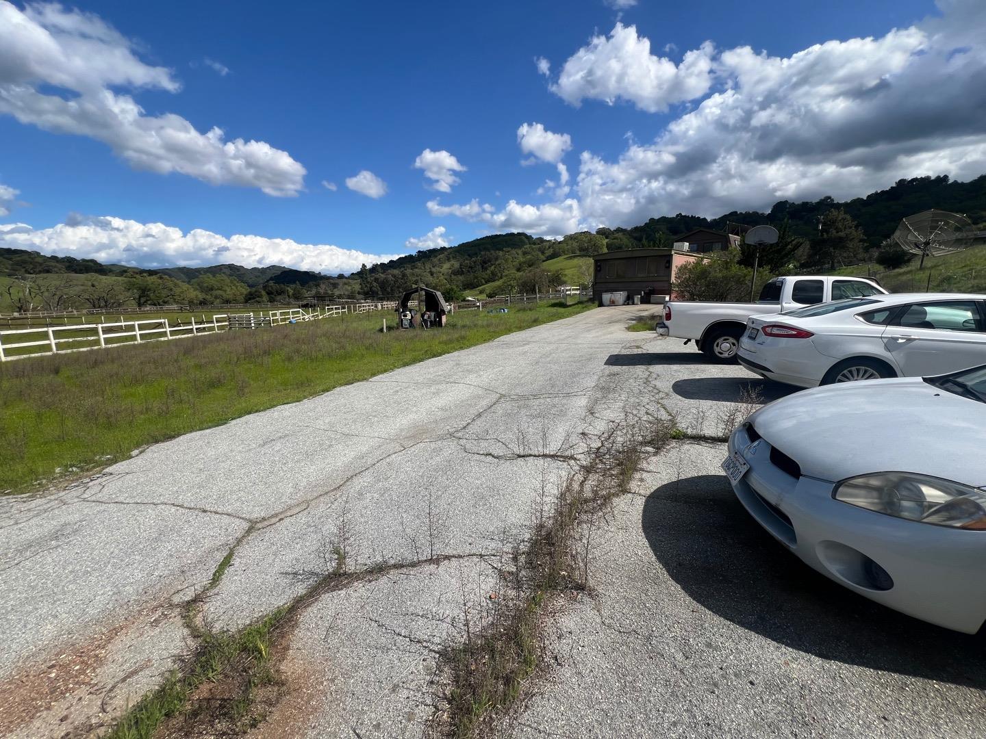 Detail Gallery Image 9 of 62 For 5390 Little Uvas Rd, Morgan Hill,  CA 95037 - 3 Beds | 2/2 Baths