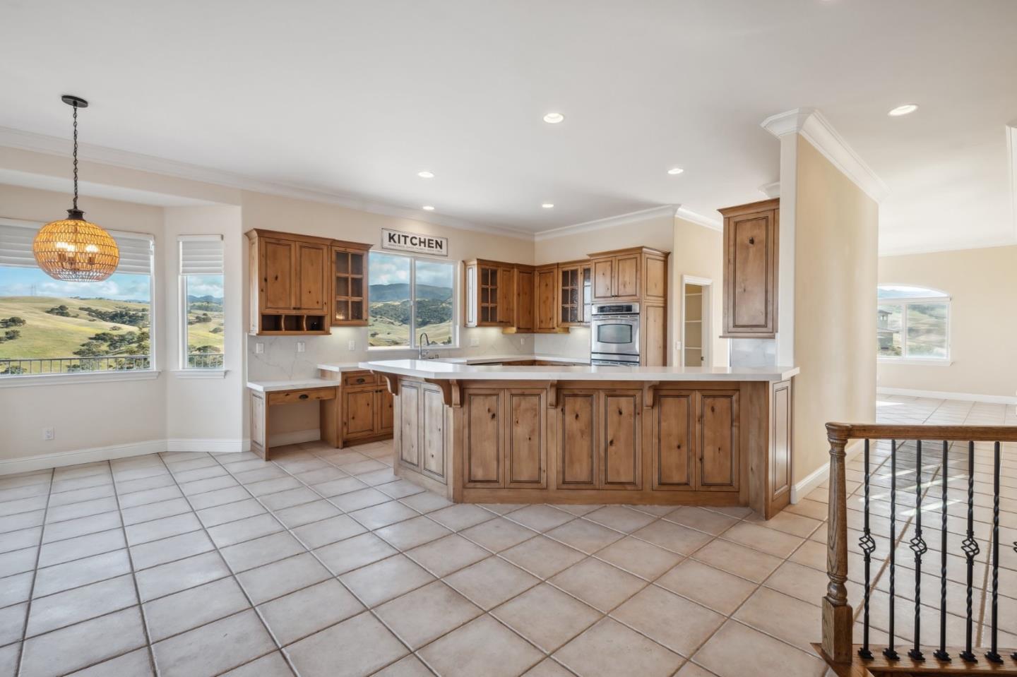 Detail Gallery Image 28 of 89 For 4165 Ashford Cir, Hollister,  CA 95023 - 5 Beds | 3 Baths