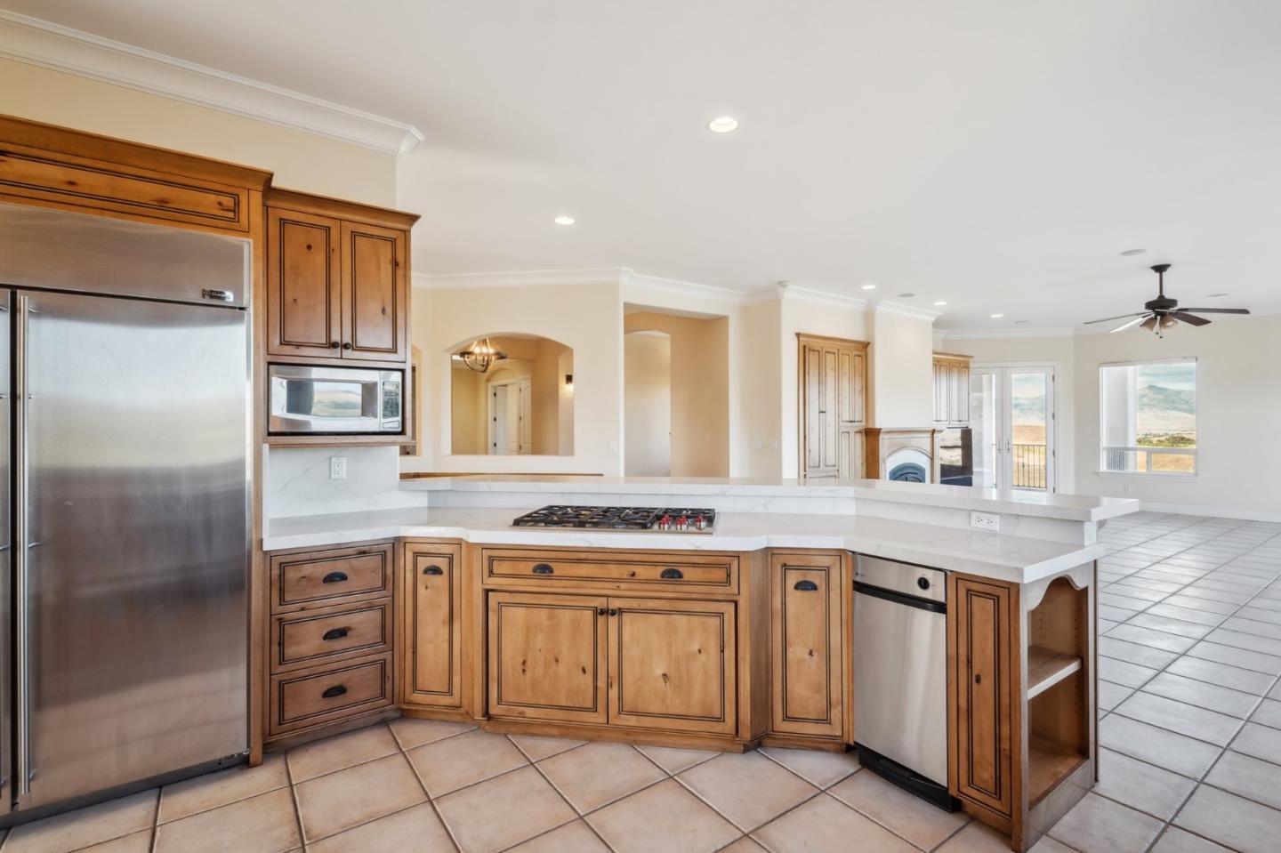 Detail Gallery Image 30 of 89 For 4165 Ashford Cir, Hollister,  CA 95023 - 5 Beds | 3 Baths