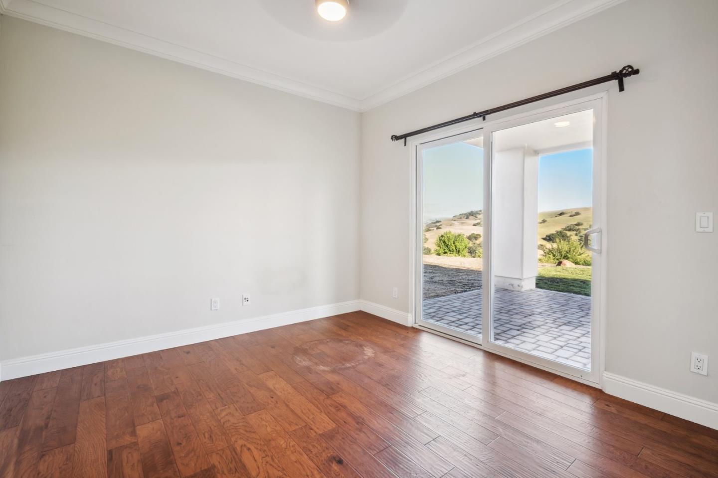 Detail Gallery Image 41 of 89 For 4165 Ashford Cir, Hollister,  CA 95023 - 5 Beds | 3 Baths