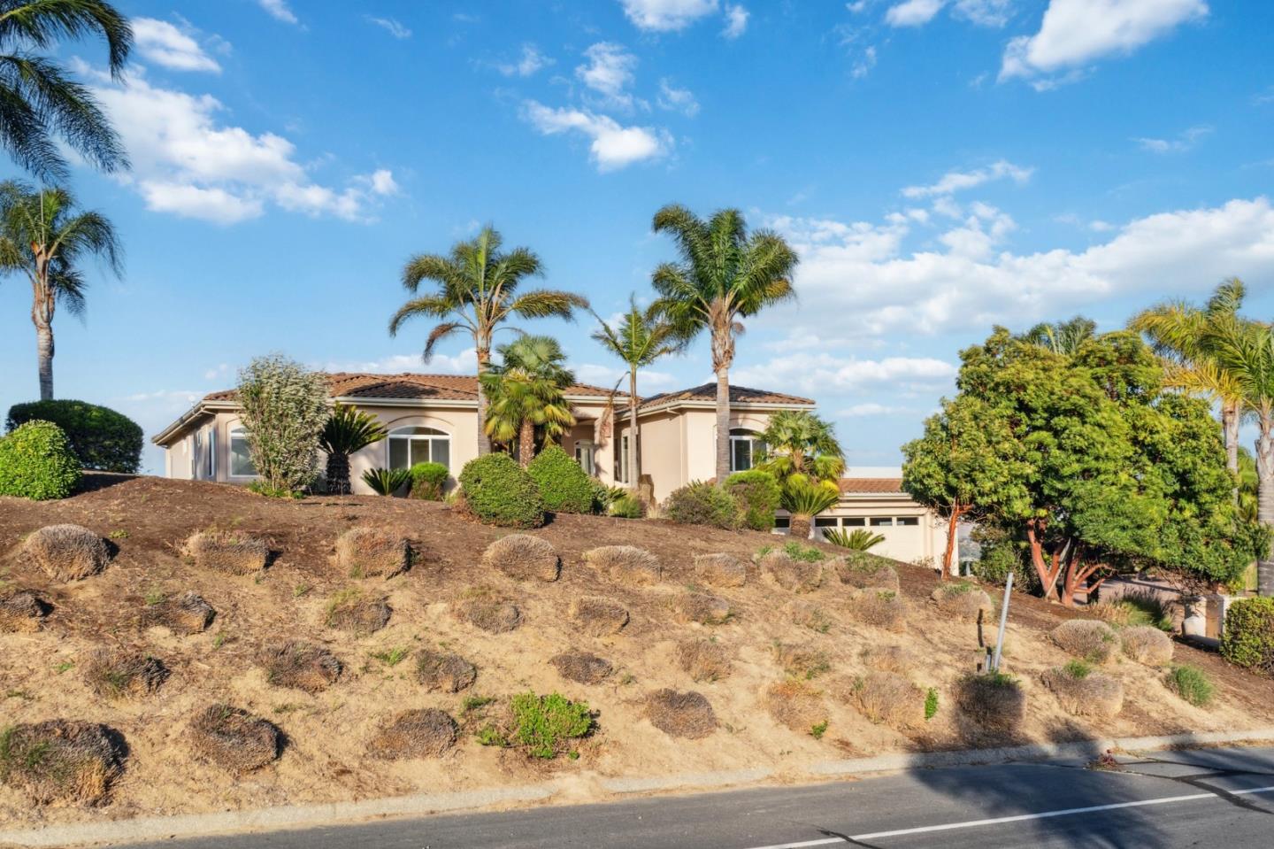 Detail Gallery Image 56 of 89 For 4165 Ashford Cir, Hollister,  CA 95023 - 5 Beds | 3 Baths