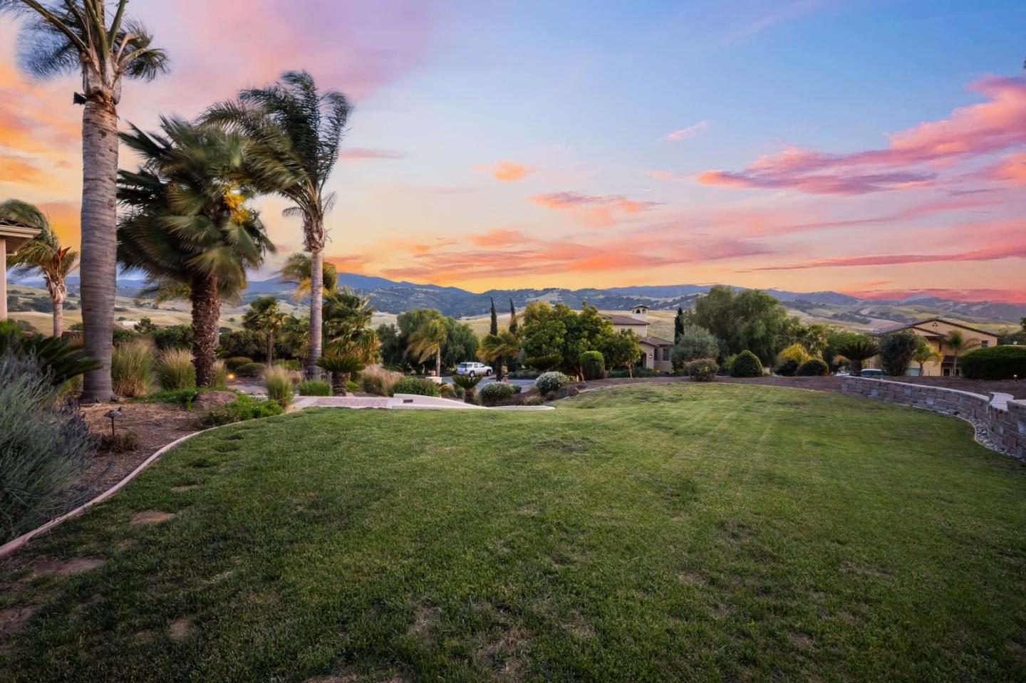 Detail Gallery Image 77 of 89 For 4165 Ashford Cir, Hollister,  CA 95023 - 5 Beds | 3 Baths