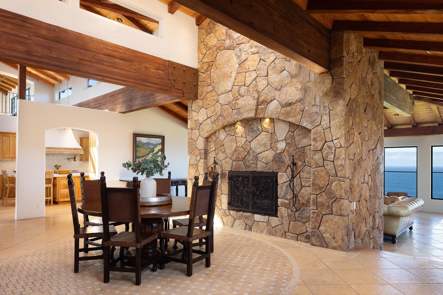 Detail Gallery Image 10 of 58 For 31453 Highway 1, Carmel,  CA 93923 - 5 Beds | 6 Baths