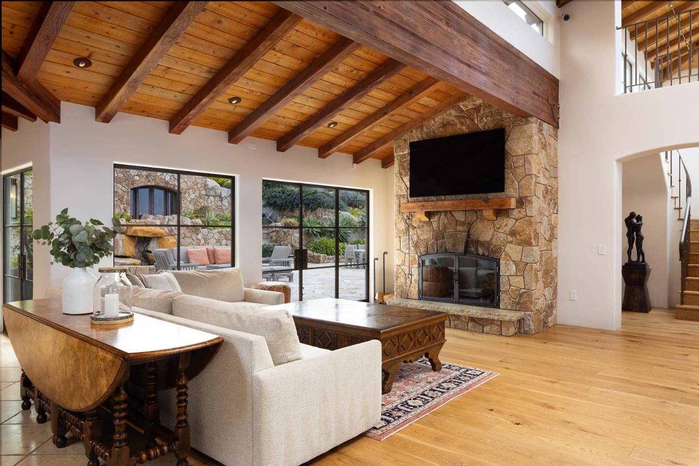 Detail Gallery Image 14 of 58 For 31453 Highway 1, Carmel,  CA 93923 - 5 Beds | 6 Baths