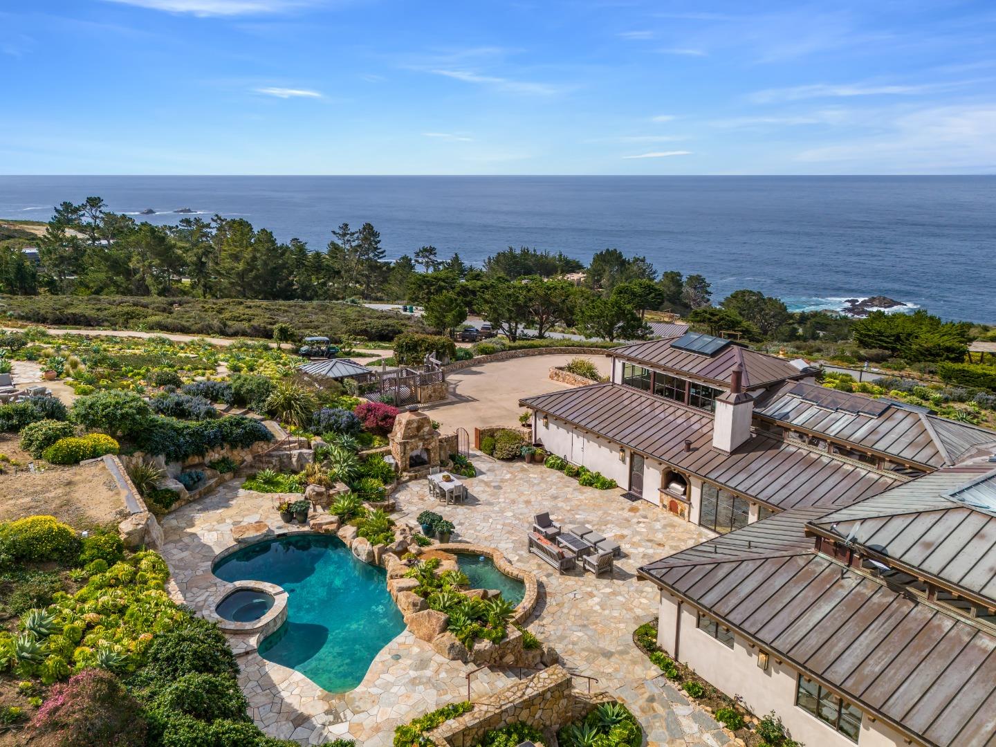 Detail Gallery Image 20 of 58 For 31453 Highway 1, Carmel,  CA 93923 - 5 Beds | 6 Baths
