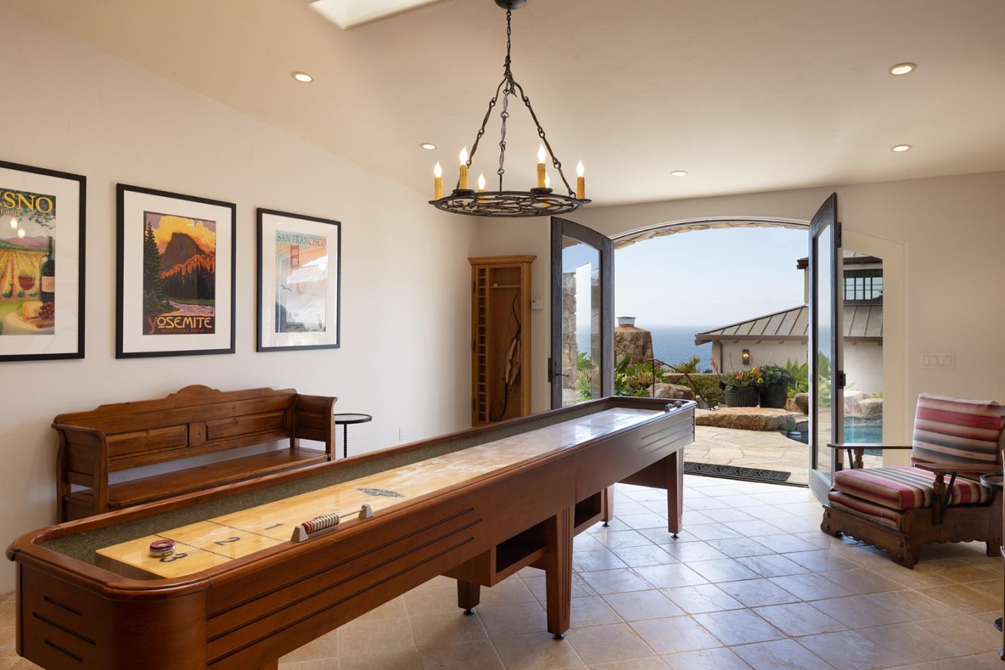 Detail Gallery Image 24 of 58 For 31453 Highway 1, Carmel,  CA 93923 - 5 Beds | 6 Baths