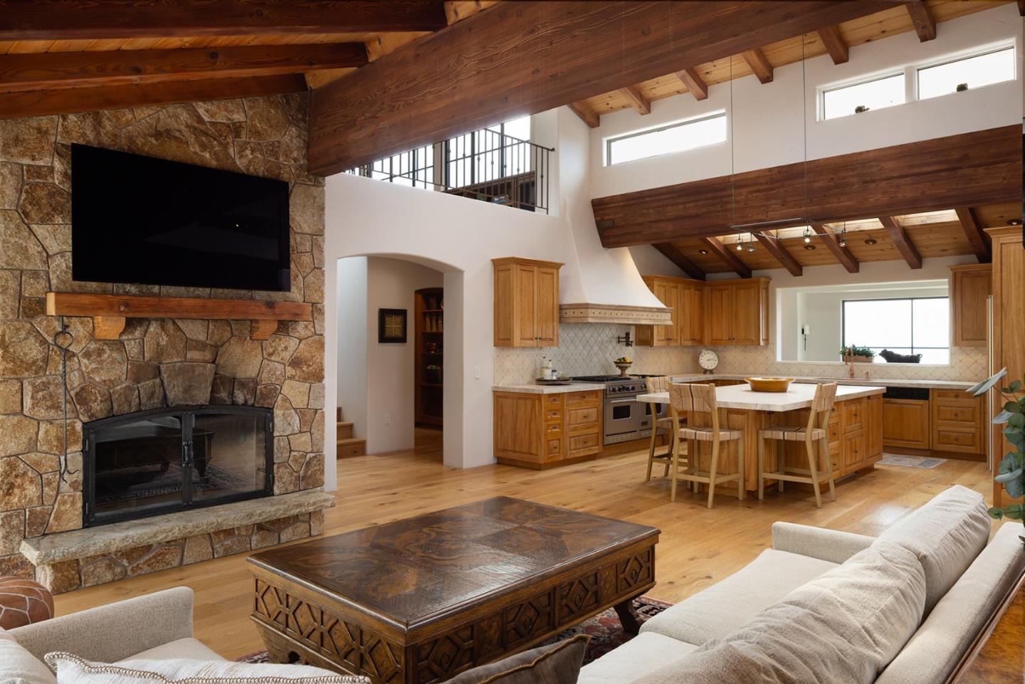 Detail Gallery Image 25 of 58 For 31453 Highway 1, Carmel,  CA 93923 - 5 Beds | 6 Baths
