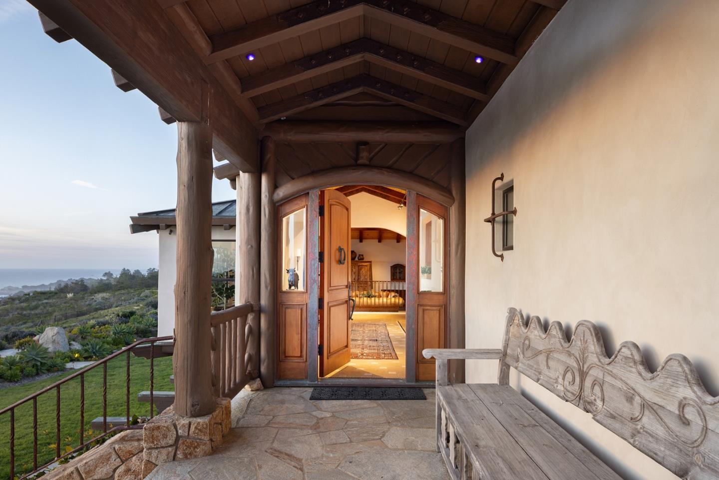 Detail Gallery Image 4 of 58 For 31453 Highway 1, Carmel,  CA 93923 - 5 Beds | 6 Baths