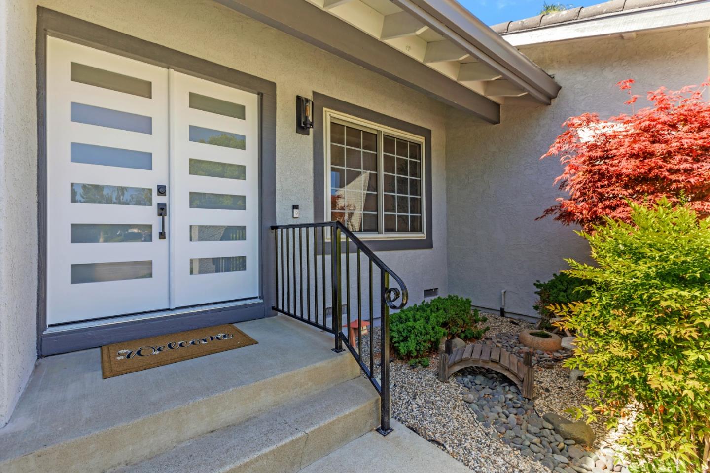 Detail Gallery Image 2 of 40 For 1481 Oak Canyon Dr, San Jose,  CA 95120 - 3 Beds | 2 Baths