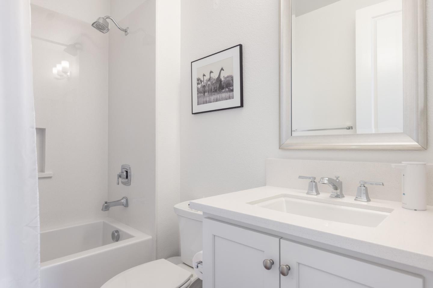 Detail Gallery Image 21 of 32 For 1771 Fairway Dr, Seaside,  CA 93955 - 5 Beds | 4/1 Baths