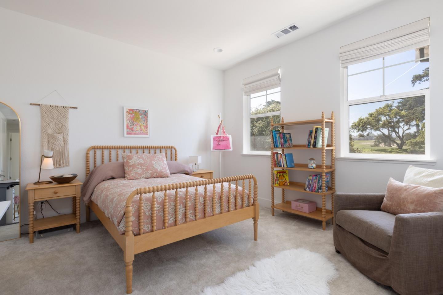 Detail Gallery Image 22 of 32 For 1771 Fairway Dr, Seaside,  CA 93955 - 5 Beds | 4/1 Baths
