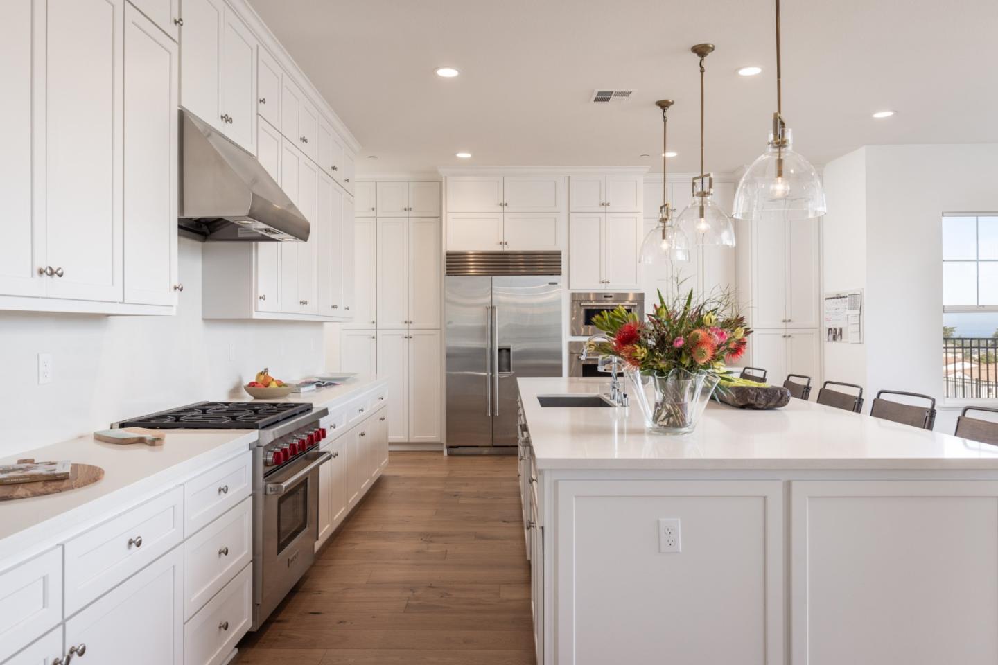 Detail Gallery Image 7 of 32 For 1771 Fairway Dr, Seaside,  CA 93955 - 5 Beds | 4/1 Baths