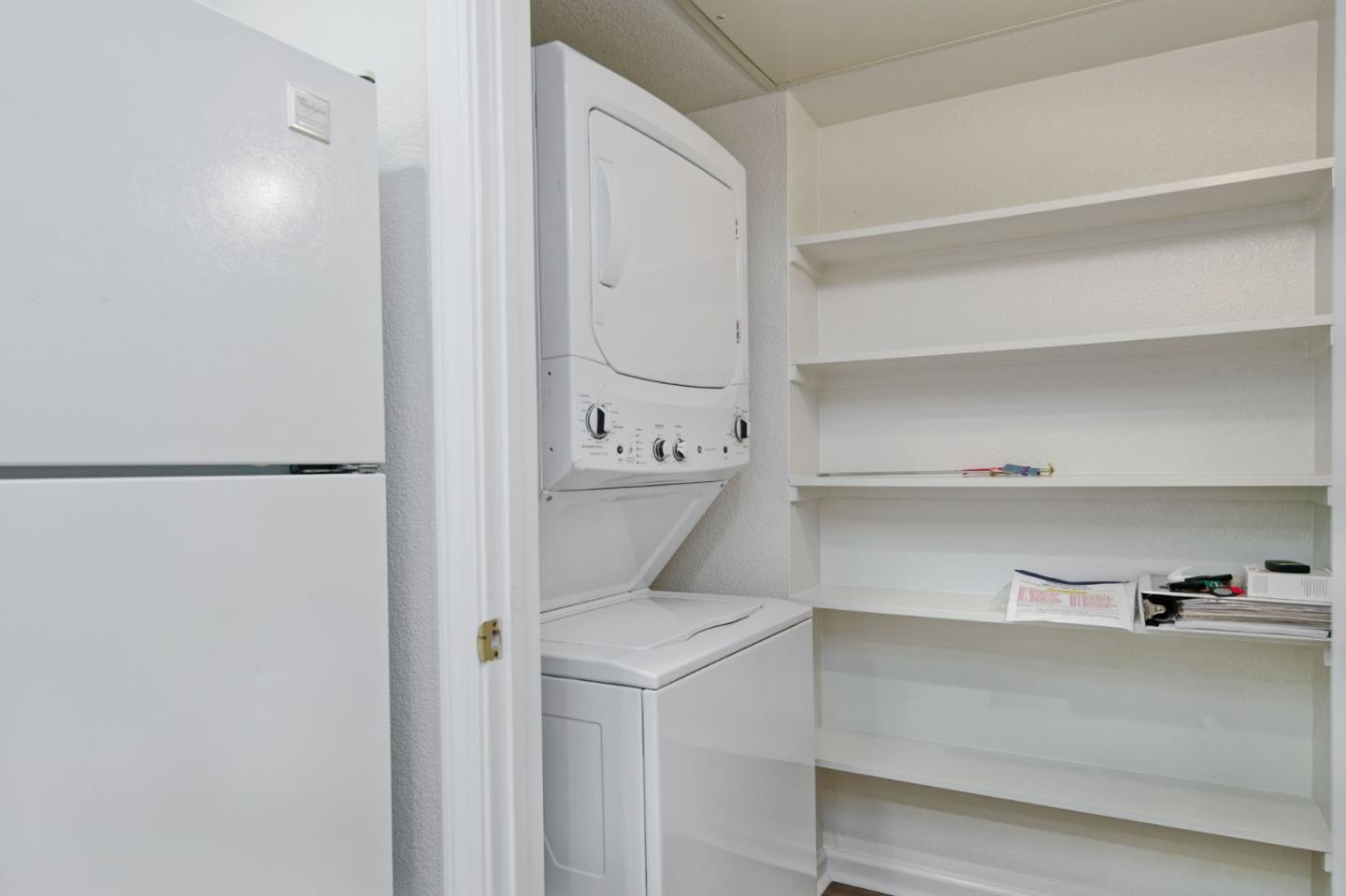 Detail Gallery Image 13 of 40 For 5947 Lake Hennessy Ct, San Jose,  CA 95123 - 1 Beds | 1 Baths