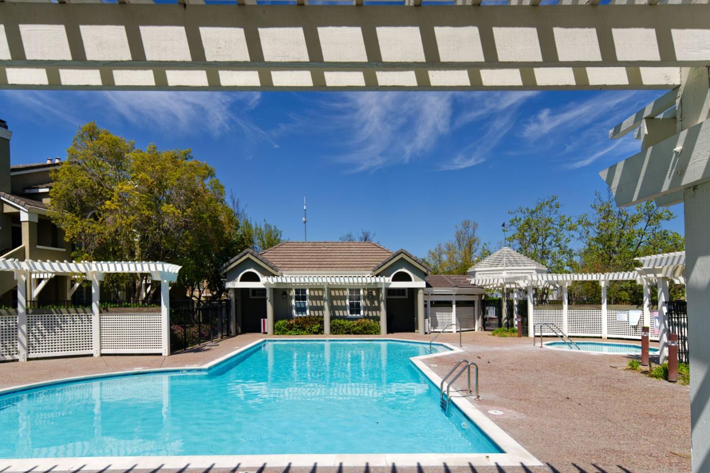 Detail Gallery Image 30 of 40 For 5947 Lake Hennessy Ct, San Jose,  CA 95123 - 1 Beds | 1 Baths