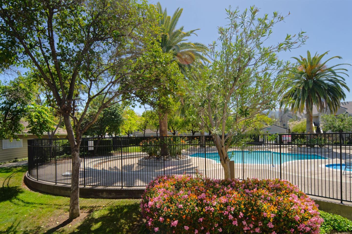 Detail Gallery Image 33 of 40 For 5947 Lake Hennessy Ct, San Jose,  CA 95123 - 1 Beds | 1 Baths