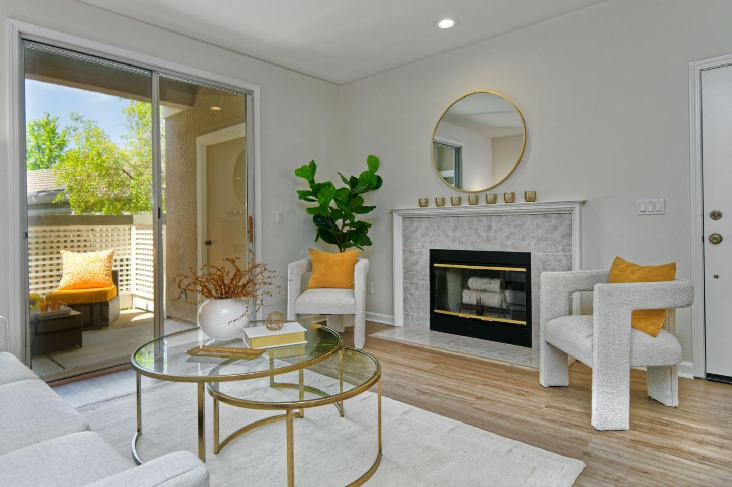 Detail Gallery Image 6 of 40 For 5947 Lake Hennessy Ct, San Jose,  CA 95123 - 1 Beds | 1 Baths