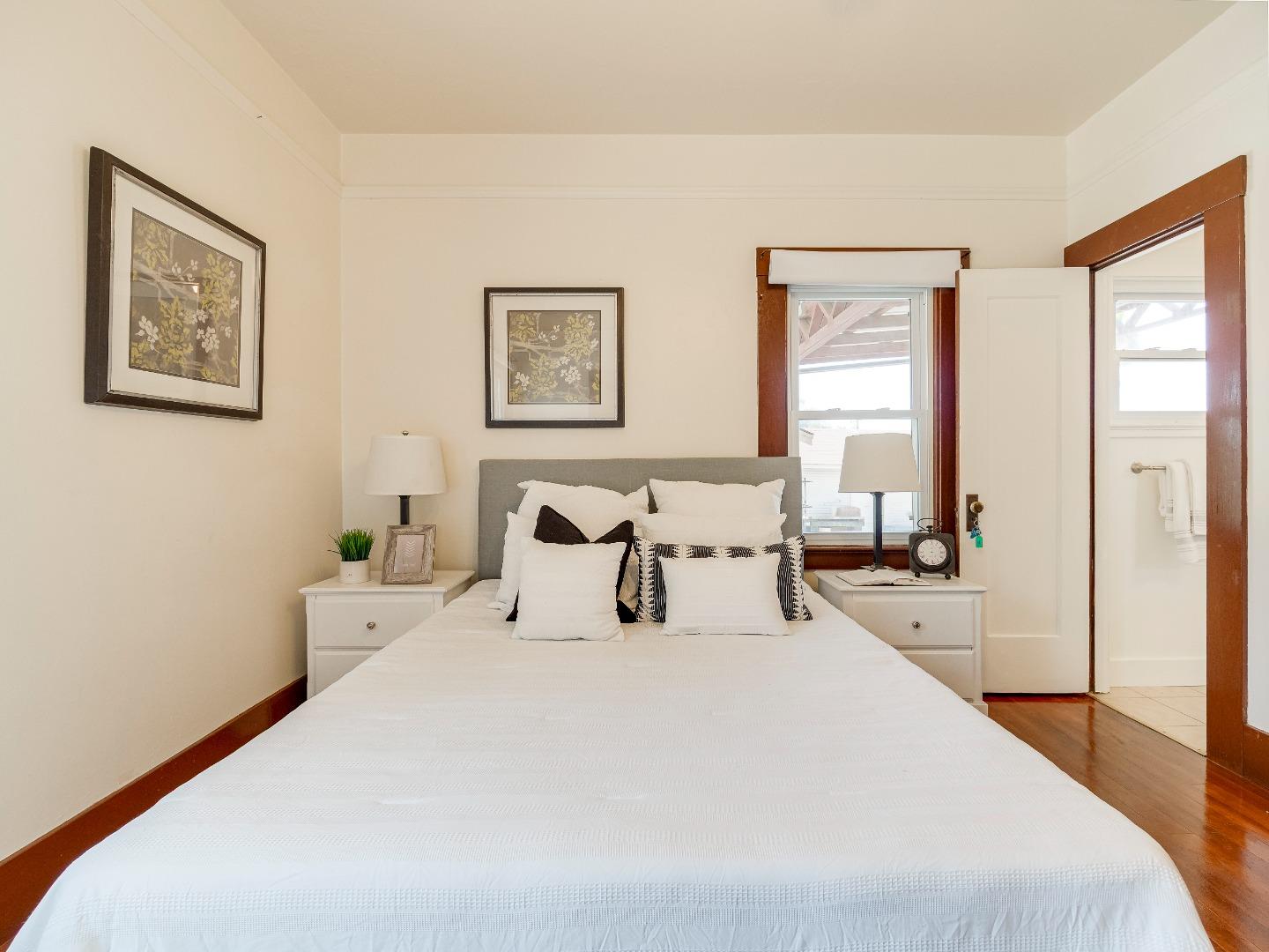 Detail Gallery Image 17 of 39 For 906 West St, Hollister,  CA 95023 - 3 Beds | 1/1 Baths