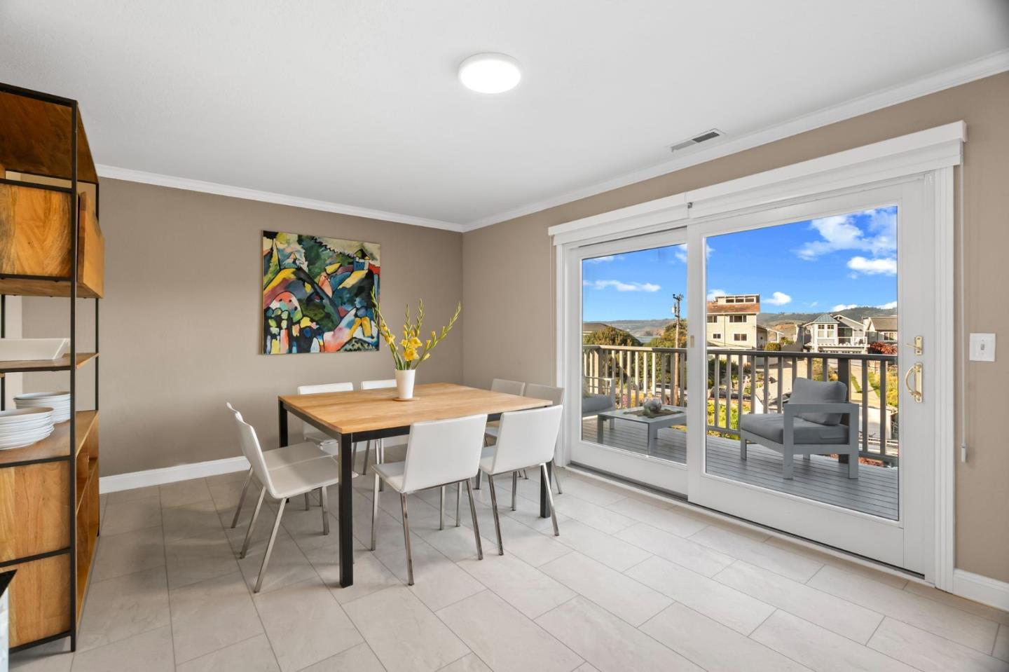 Detail Gallery Image 16 of 61 For 115 Stanley Ave, Pacifica,  CA 94044 - 5 Beds | 3/1 Baths