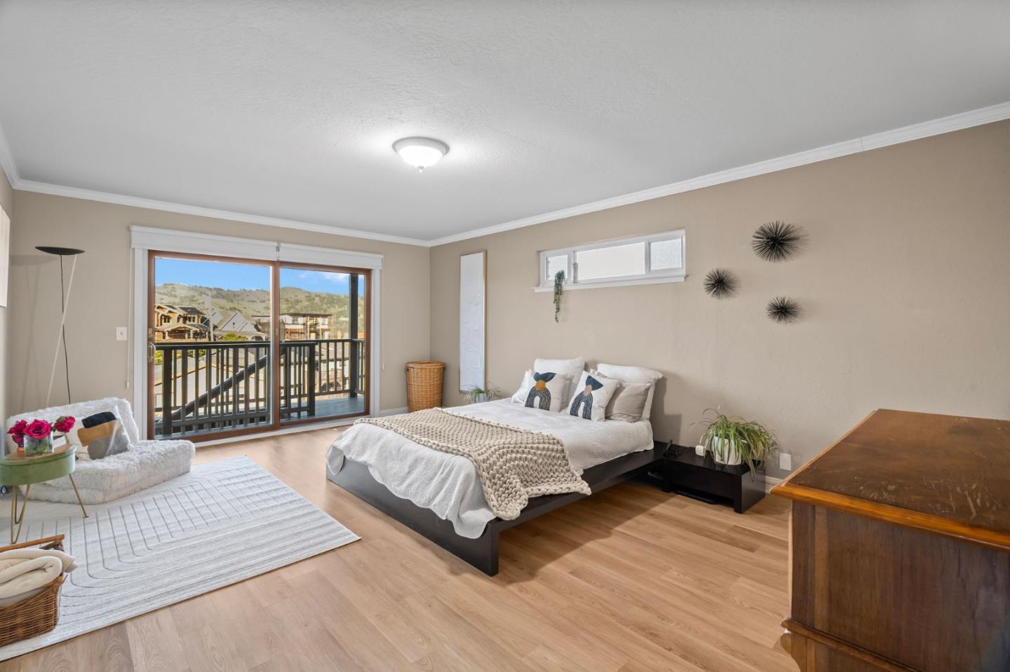 Detail Gallery Image 20 of 61 For 115 Stanley Ave, Pacifica,  CA 94044 - 5 Beds | 3/1 Baths