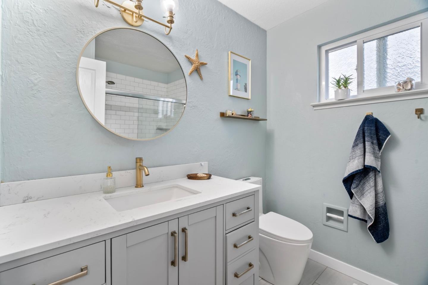 Detail Gallery Image 28 of 61 For 115 Stanley Ave, Pacifica,  CA 94044 - 5 Beds | 3/1 Baths