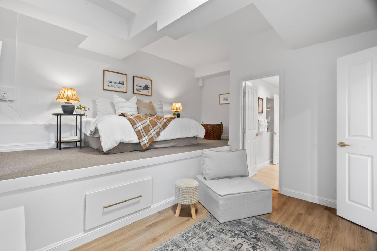 Detail Gallery Image 37 of 61 For 115 Stanley Ave, Pacifica,  CA 94044 - 5 Beds | 3/1 Baths