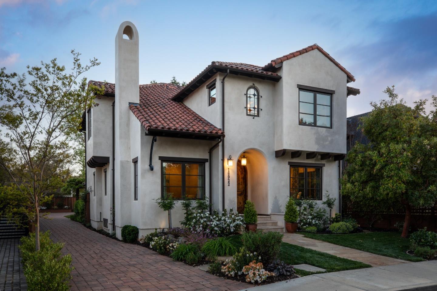 Detail Gallery Image 3 of 58 For 16922 Mitchell Ave, Los Gatos,  CA 95032 - 4 Beds | 3/1 Baths