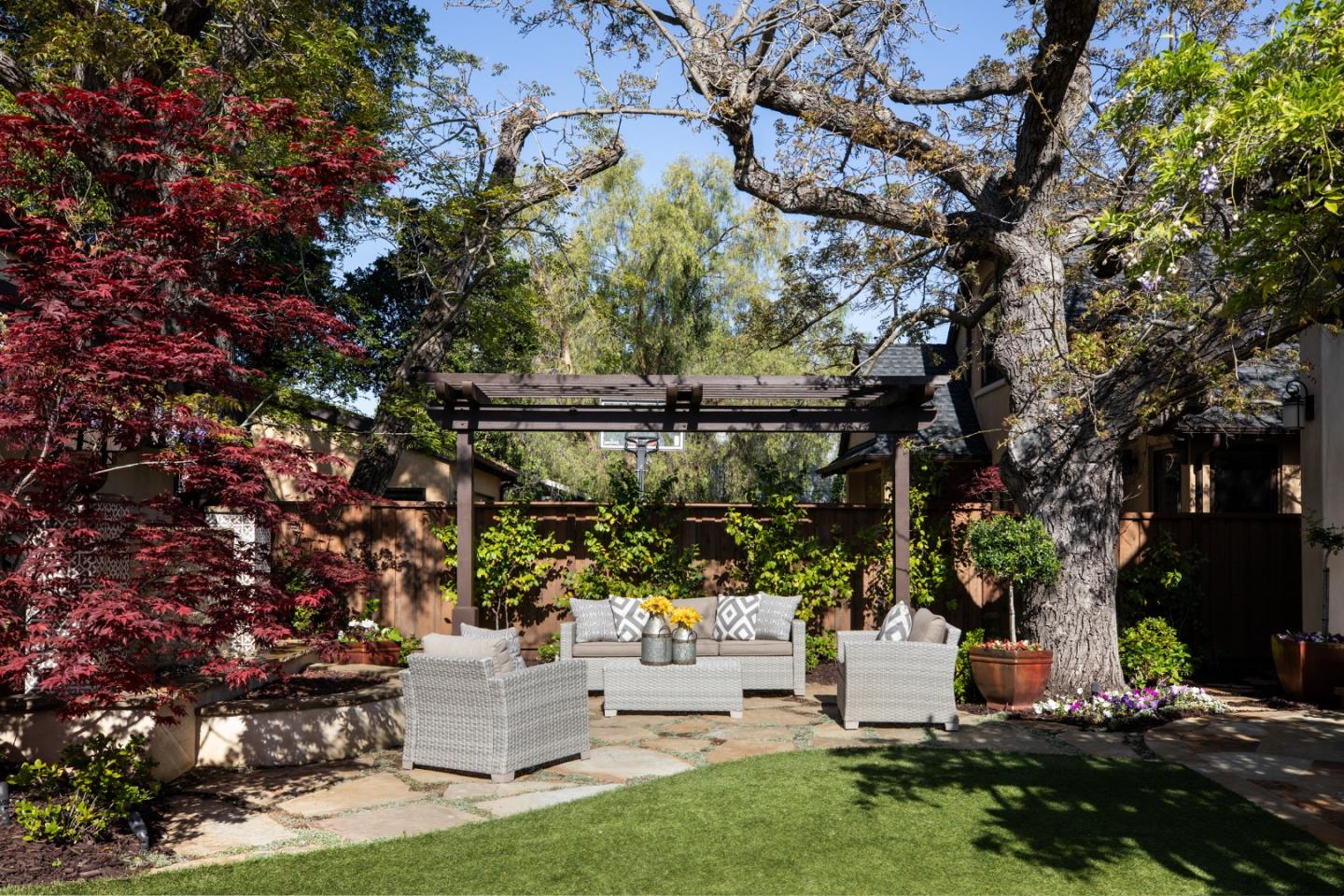 Detail Gallery Image 39 of 58 For 16922 Mitchell Ave, Los Gatos,  CA 95032 - 4 Beds | 3/1 Baths