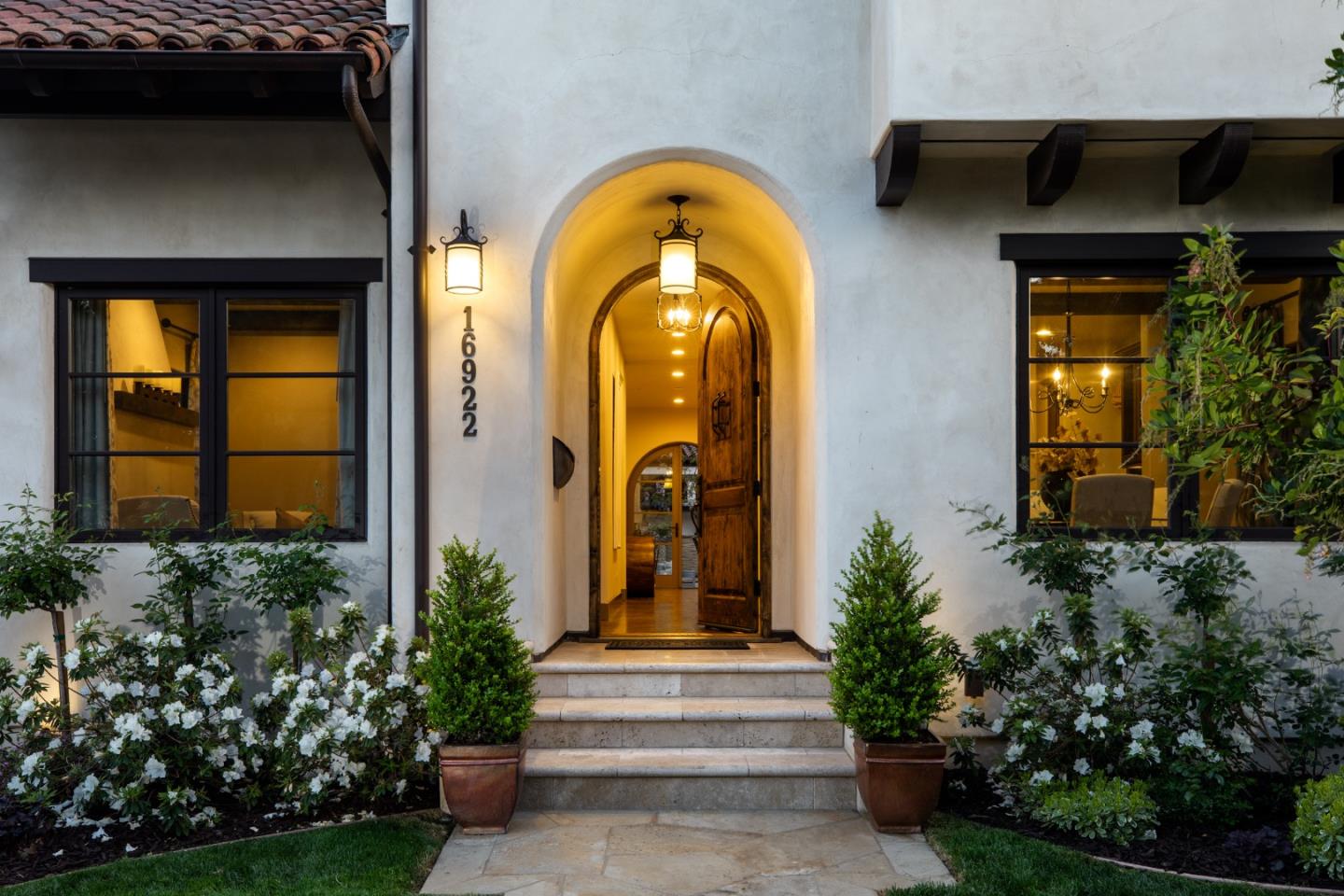 Detail Gallery Image 7 of 58 For 16922 Mitchell Ave, Los Gatos,  CA 95032 - 4 Beds | 3/1 Baths